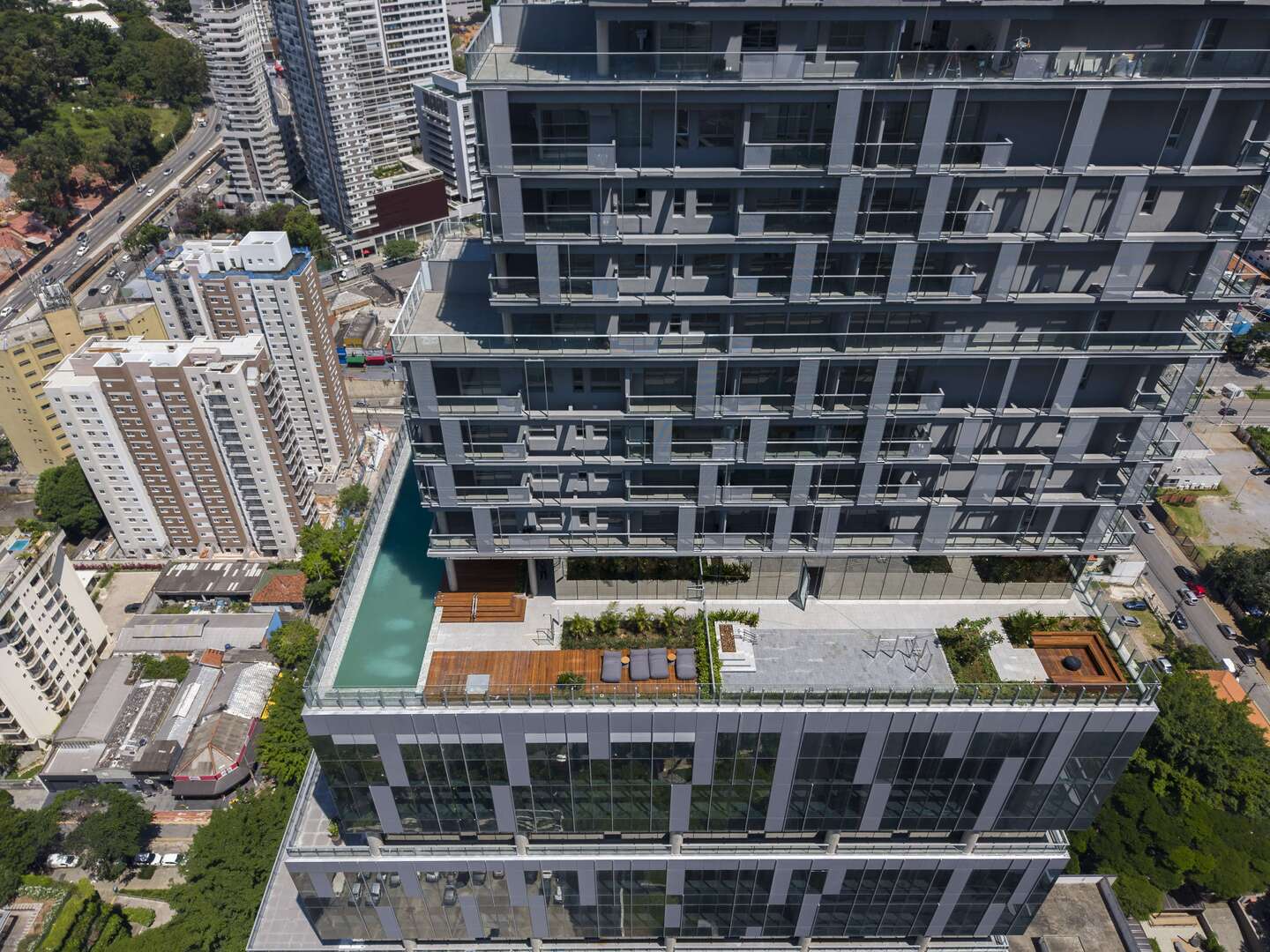 Fachada do River South Residences vista do conjunto, foto real